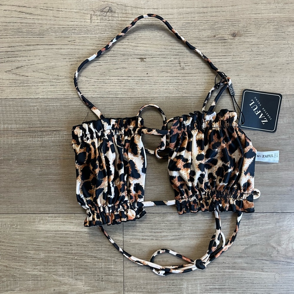 Zaful Leopard Print Bikini Top